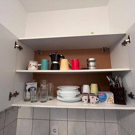 Ksenia Guesthouse Apartments And Studios Budva Buitenkant foto
