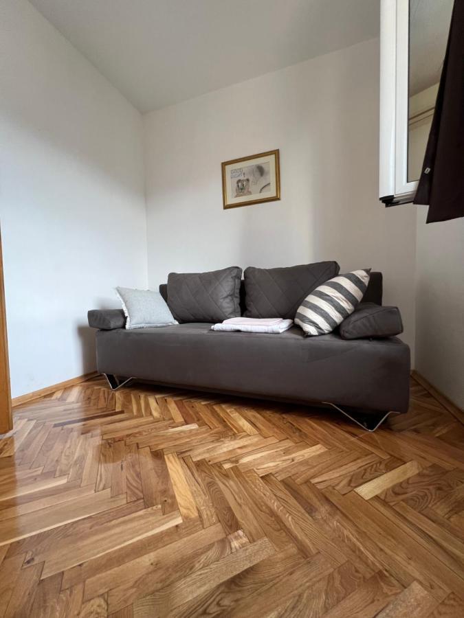 Ksenia Guesthouse Apartments And Studios Budva Buitenkant foto