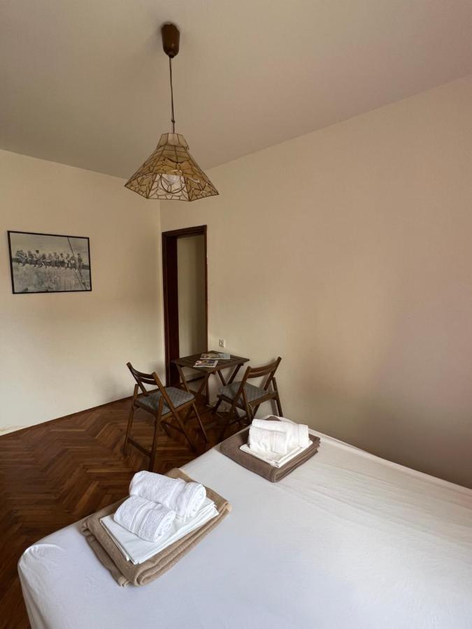 Ksenia Guesthouse Apartments And Studios Budva Buitenkant foto